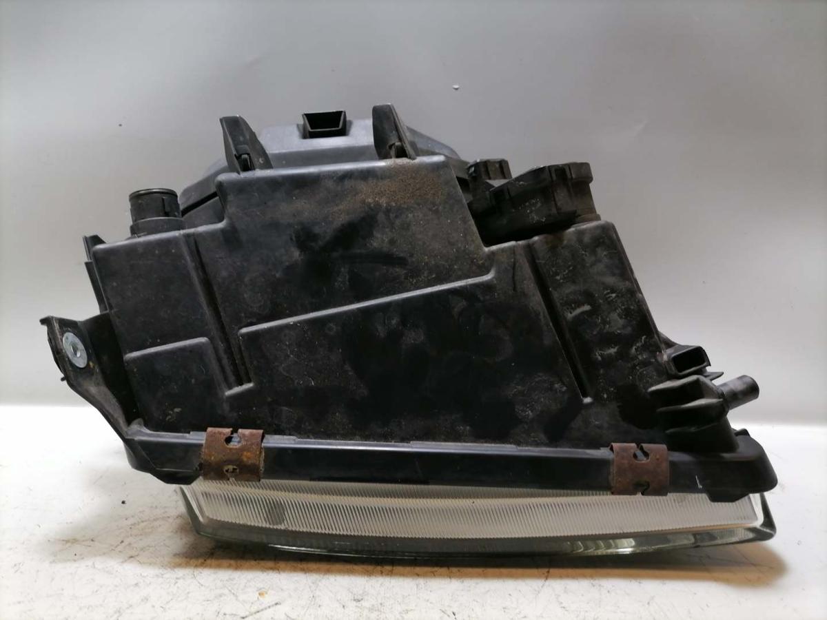 Audi A4 B5 original Scheinwerfer vorn links Halogen mit integrierten Nebelscheinwerfer Bj.1997